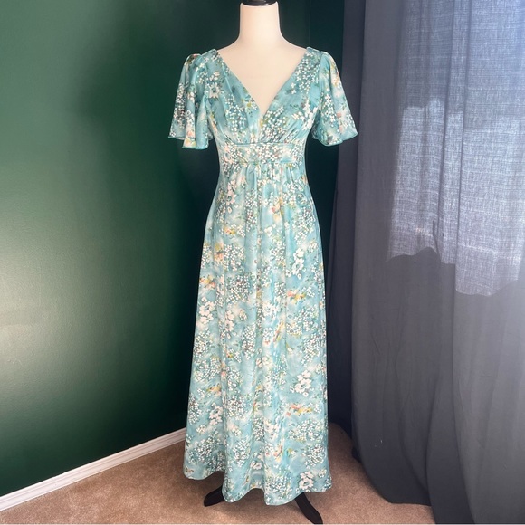 Vintage 1970’s Butterfly Sleeve Floral Maxi Dress - Picture 12 of 15